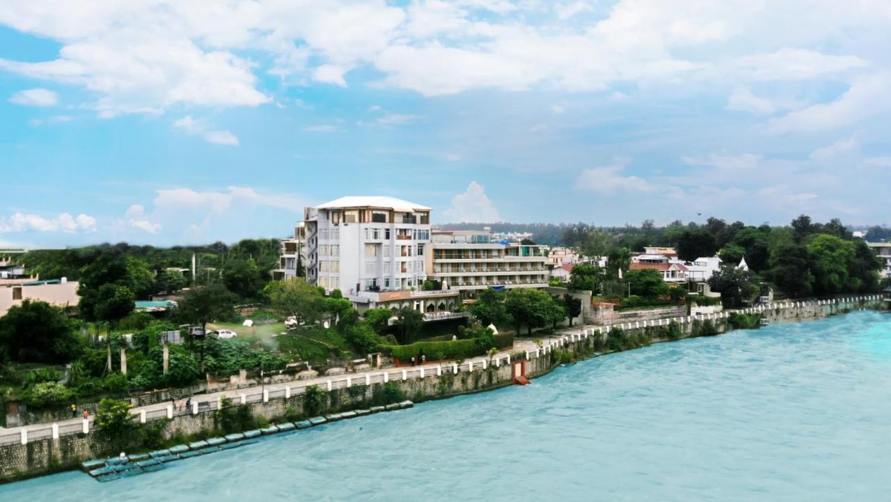 GANGA KINARE- A Riverside Boutique Resort, Rishīkesh Extérieur photo