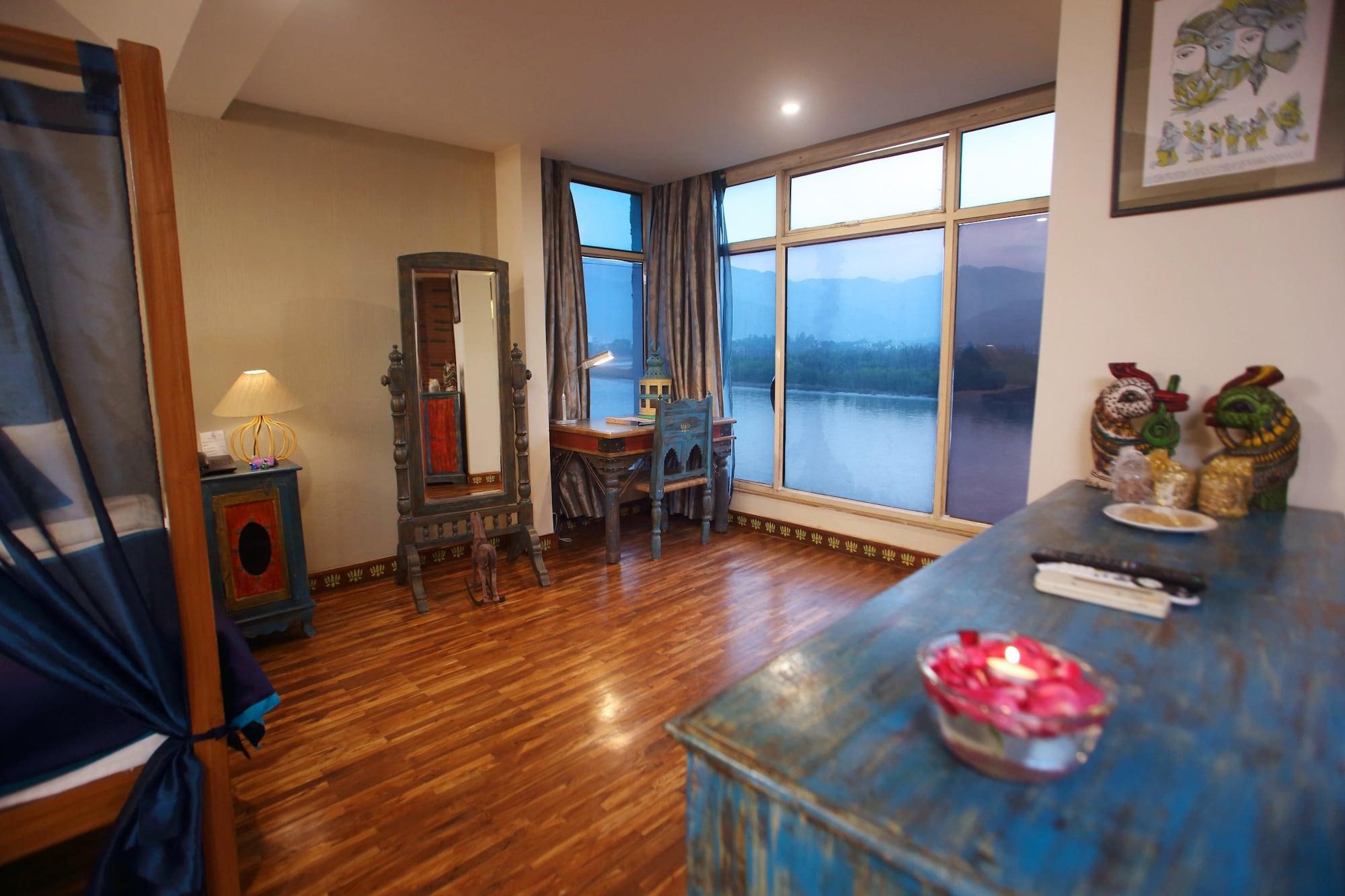 GANGA KINARE- A Riverside Boutique Resort, Rishīkesh Extérieur photo