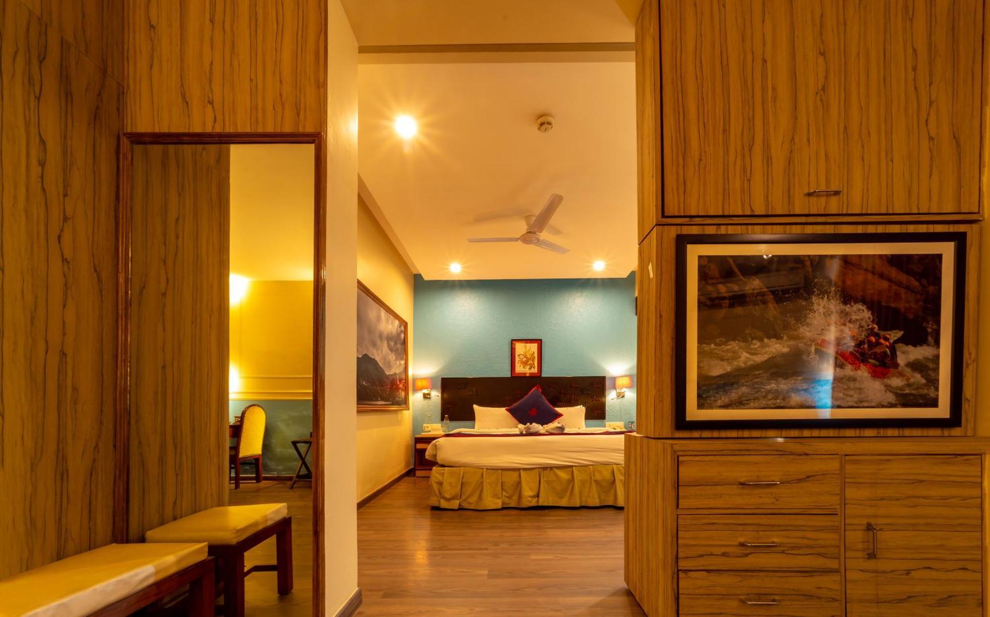 GANGA KINARE- A Riverside Boutique Resort, Rishīkesh Extérieur photo