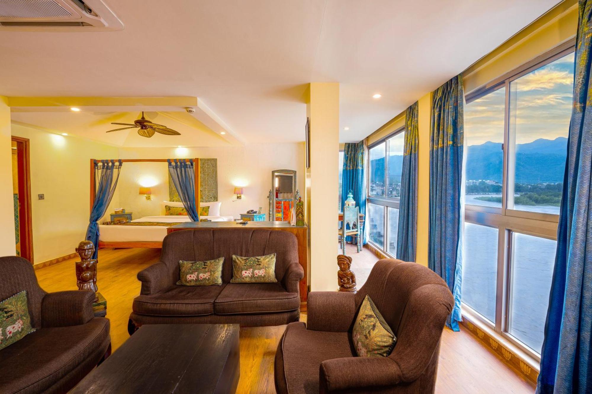 GANGA KINARE- A Riverside Boutique Resort, Rishīkesh Extérieur photo